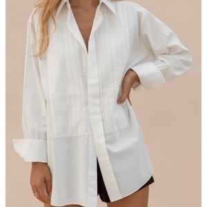 NWOT Posse button down pleat shirt